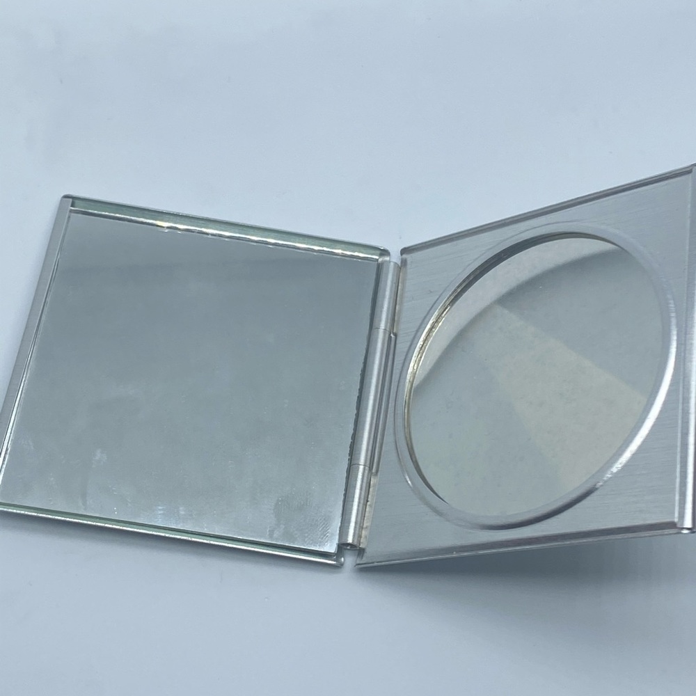 Chain mail Compact mirror - Picture 8 of 8
